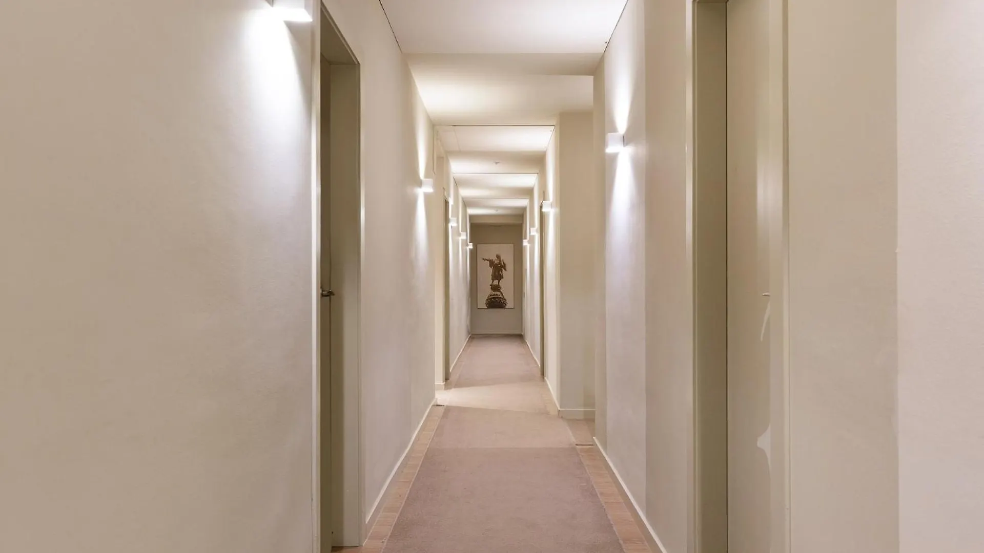 Ola Living Hostal Diagonal Barcelona