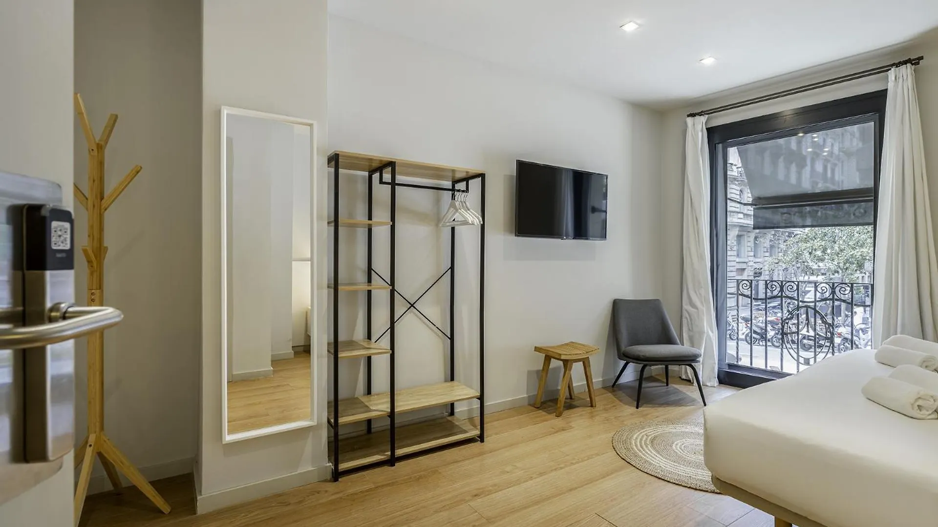 Ola Living Hostal Diagonal Barselona İspanya
