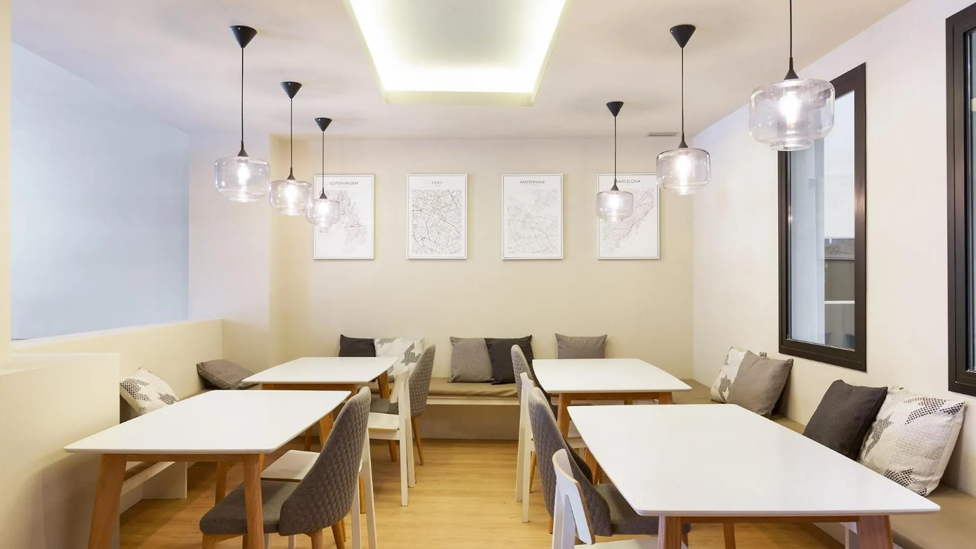 Penzion Ola Living Hostal Diagonal Barcelona