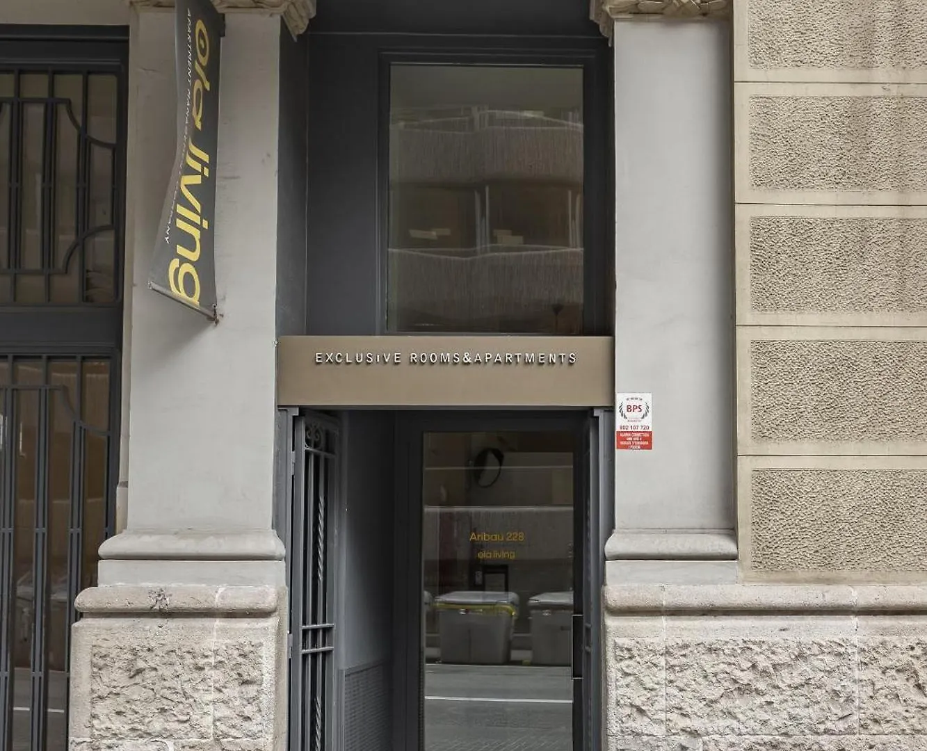 Ola Living Hostal Diagonal Barcelona 0*,