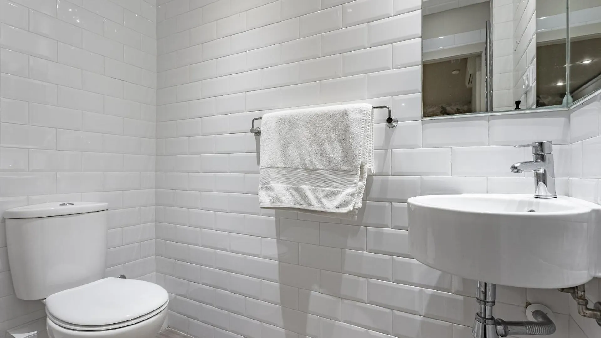 Ola Living Hostal Diagonal 바르셀로나 스페인
