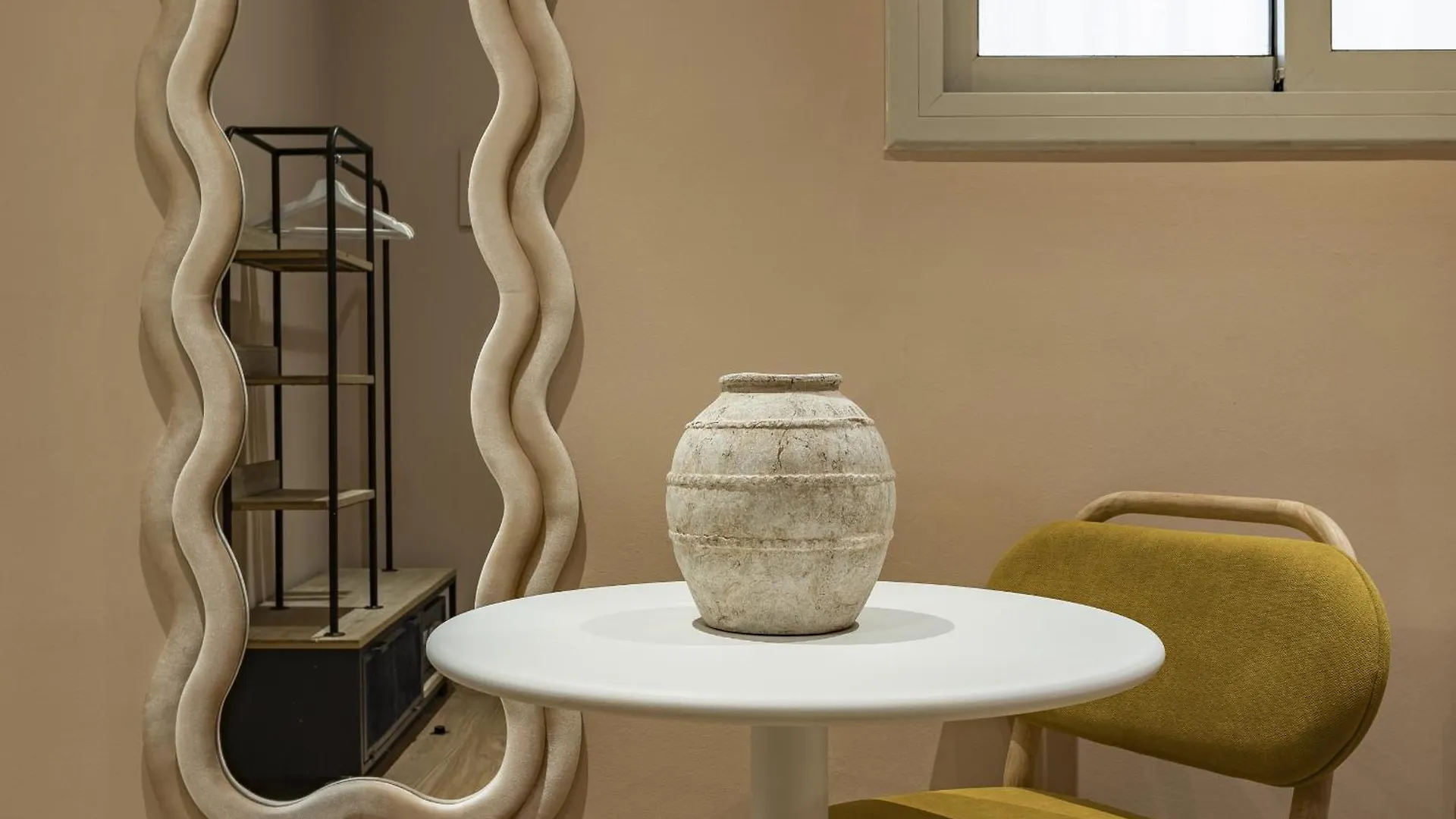 Ola Living Hostal Diagonal Barcelona
